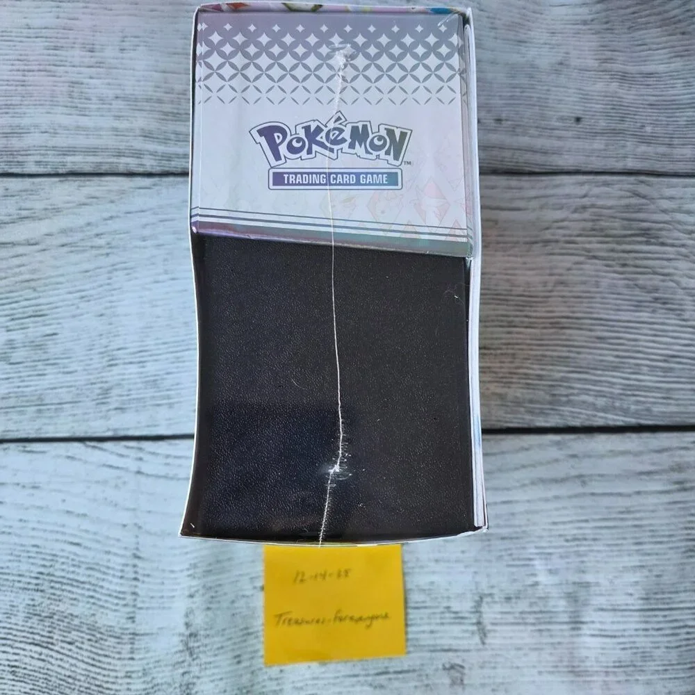 Pokémon Prismatic Evolutions ETB Elite Trainer Box Factory Sealed Dollar General - Picture 5 of 7